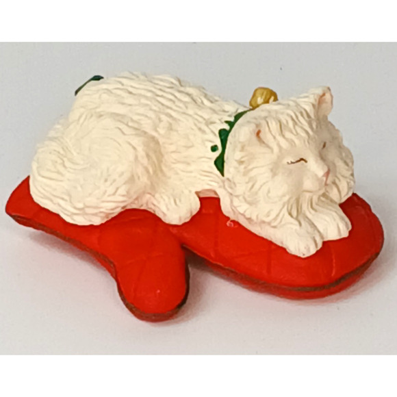 CAT Naps #2 Vintage Clip-On Hallmark Keepsake Ornament 1995 - Picture 2 of 11